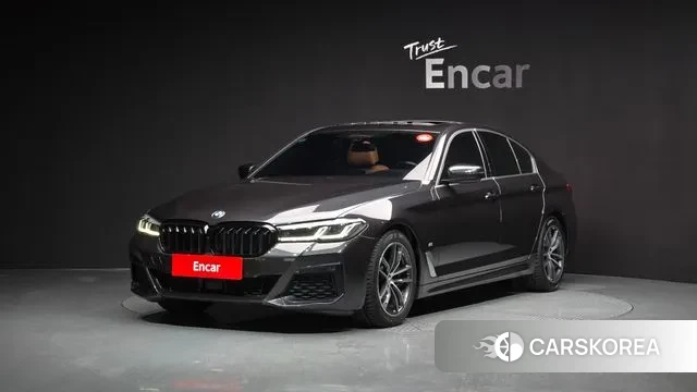 BMW 5 Series (G30) 2022 Серый из Кореи