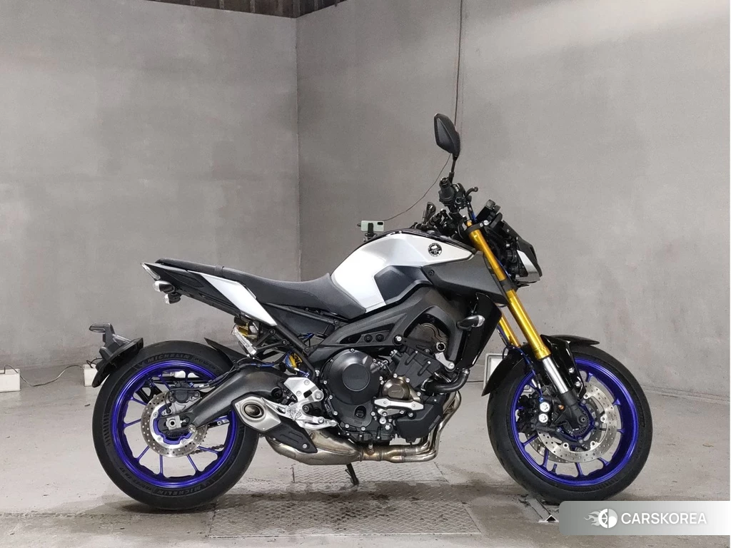 Проданный Yamaha MT-09 id 4170194 из Японии, фото 2