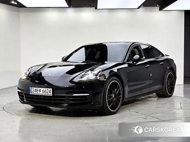 Porsche Panamera (971) 2020 Черный из Кореи