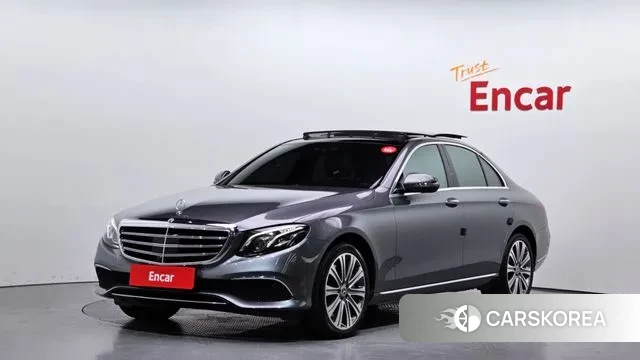 Mercedes-Benz E-Class W213 2020 Серый из Кореи