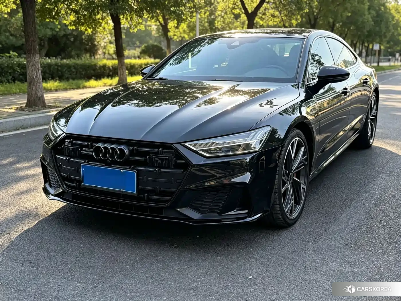 Audi A7L 2023 Черный из Китая