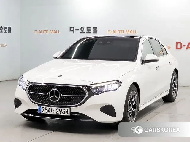 Mercedes-Benz E-Class W214 2024 Белый из Кореи