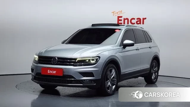 Volkswagen Tiguan second Generation 2018 Серебряный из Кореи