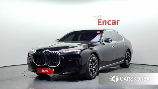 BMW 7 Series (G70) 2024 Черный из Кореи