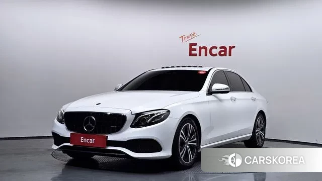Mercedes-Benz E-Class W213 2020 Белый из Кореи