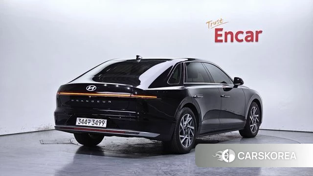 Hyundai Grandeur (GN7) 2023 Черный из Кореи