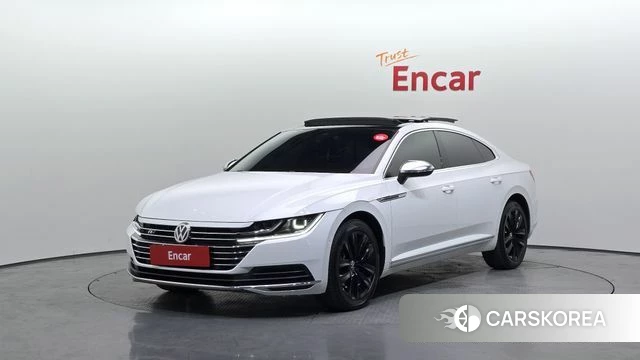Volkswagen Arteon 2018 Белый из Кореи