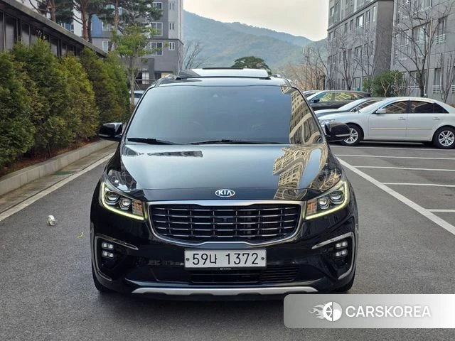 Kia The New Carnival 2018 Черный из Кореи