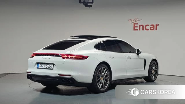 Porsche Panamera (971) 2018 Белый из Кореи