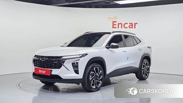 Chevrolet (GM Daewoo) Trax Crossover 2025 Белый из Кореи