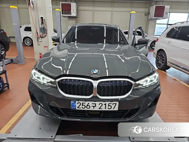 BMW 3 Series (G20) 2025 Серый из Кореи