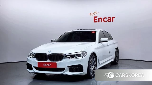 BMW 5 Series (G30) 2019 Белый из Кореи