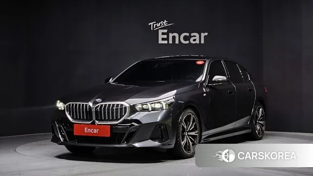 BMW 5 Series (G60) 2025 Серый из Кореи