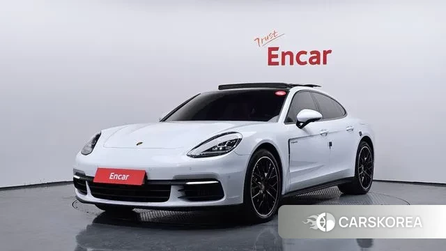 Porsche Panamera (971) 2018 Белый из Кореи