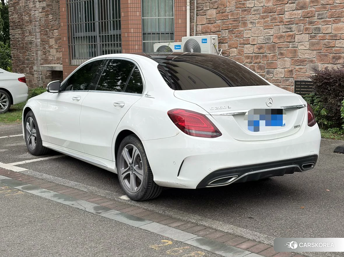 Mercedes-Benz Class C 2020 Белый из Китая