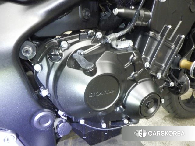 Engine photo