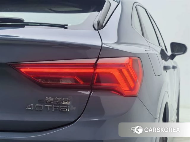 Audi Q3 Sportback 2023 Синий из Китая