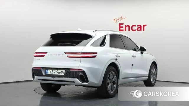 Genesis GV70 2021 Белый из Кореи