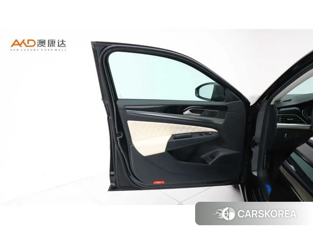 Volkswagen Passat PHEV 2022 Черный из Китая