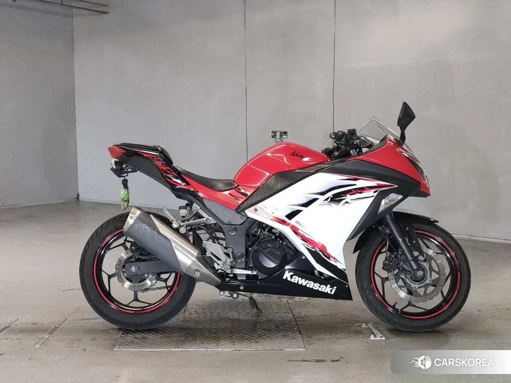 Проданный Kawasaki NINJA 250 2013 из Японии, фото 2