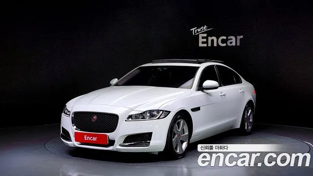 Jaguar XF (X260) 2018 Белый из Кореи
