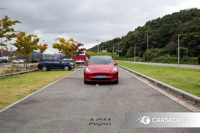 Tesla Model Y 2021 Красный из Кореи