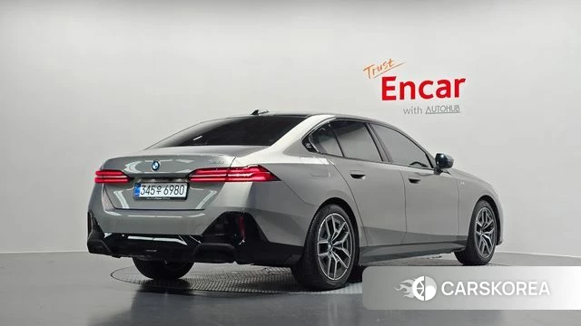 BMW 5 Series (G60) 2025 Серый из Кореи