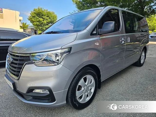 Hyundai The New Grand Starex 2018 Серебряный из Кореи