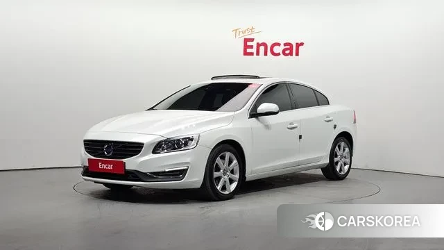 Volvo S60 2018 Белый из Кореи