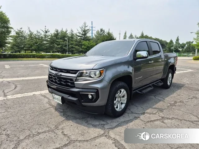 Chevrolet (GM Daewoo) Real New Colorado 2021 Серый из Кореи
