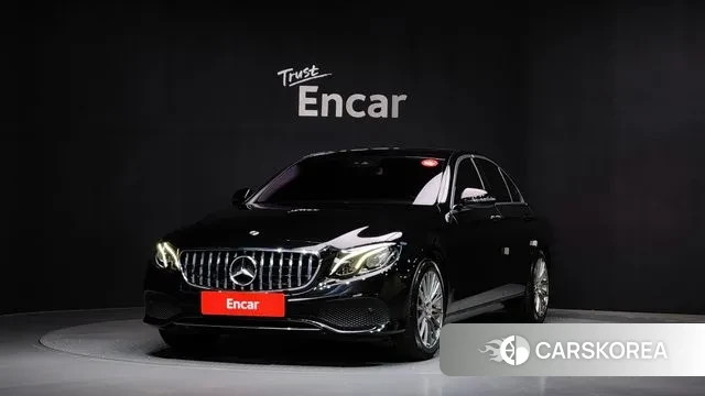 Mercedes-Benz E-Class W213 2018 Черный из Кореи