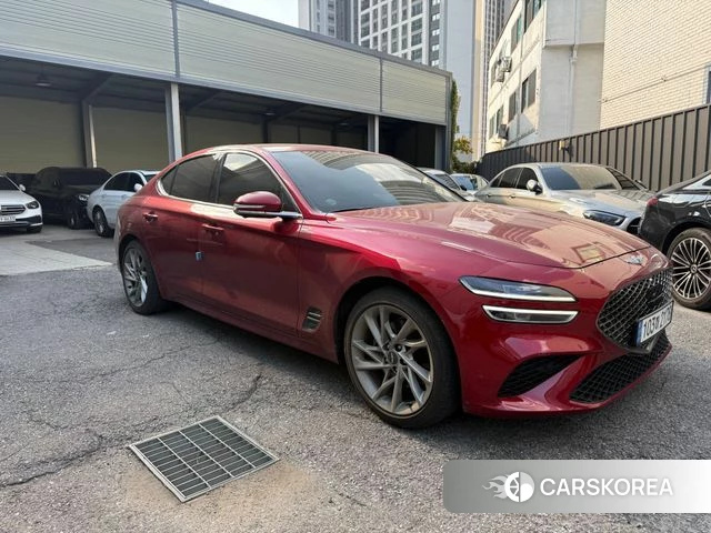 Genesis The New G70 2022 Красный из Кореи