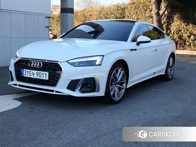 Audi A5 (F5) 2022 Белый из Кореи