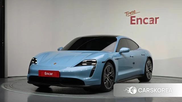 Porsche Taycan 2020 Небесно-голубой из Кореи