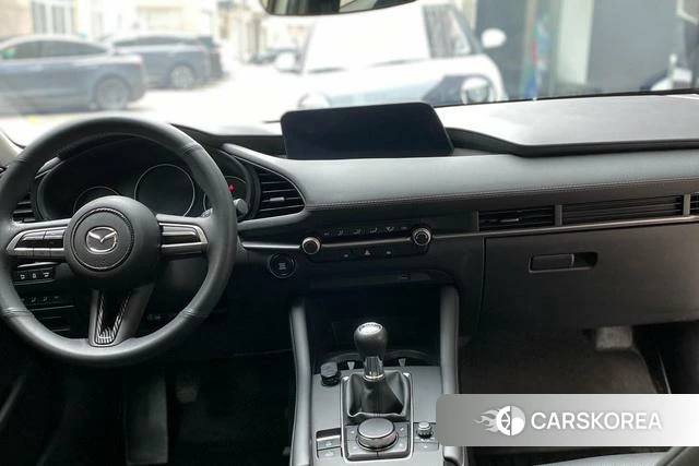 Mazda 3 Angkesaila 2022 Белый из Китая