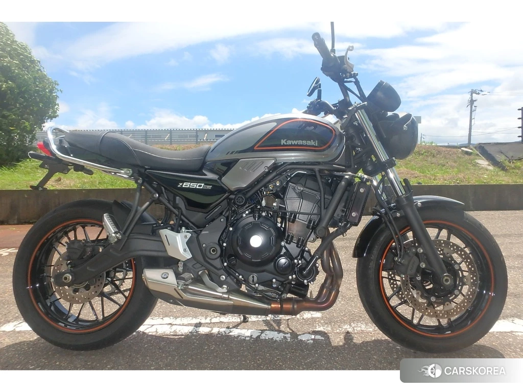 Проданный Kawasaki Z650RS 2022 из Японии, фото 2
