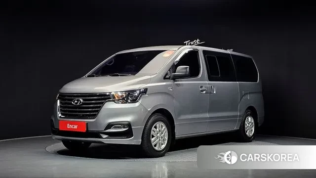 Hyundai The New Grand Starex 2018 Серебристо-серый из Кореи