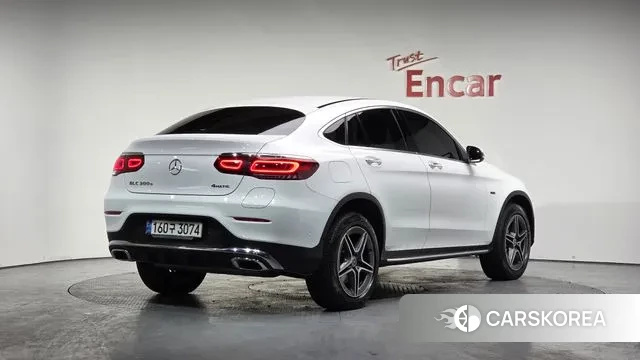 Mercedes-Benz GLC-Class X253 2020 Белый из Кореи