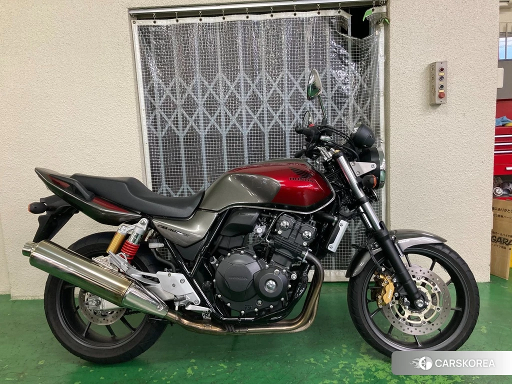Проданный Honda CB400SF ABS 2016 из Японии