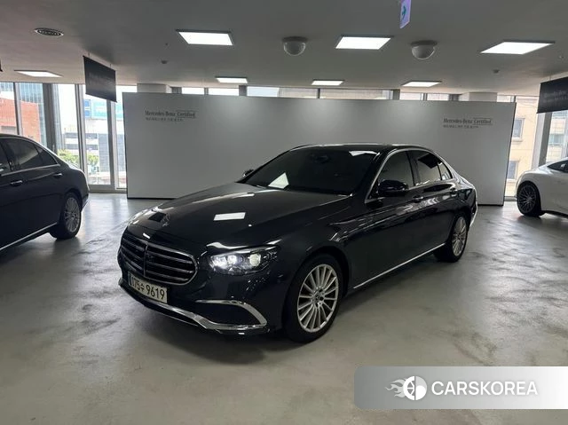 Mercedes-Benz E-Class W213 2021 Серый из Кореи