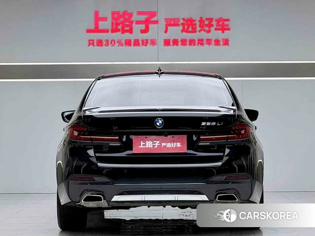 BMW 5 series 2021 Черный из Китая