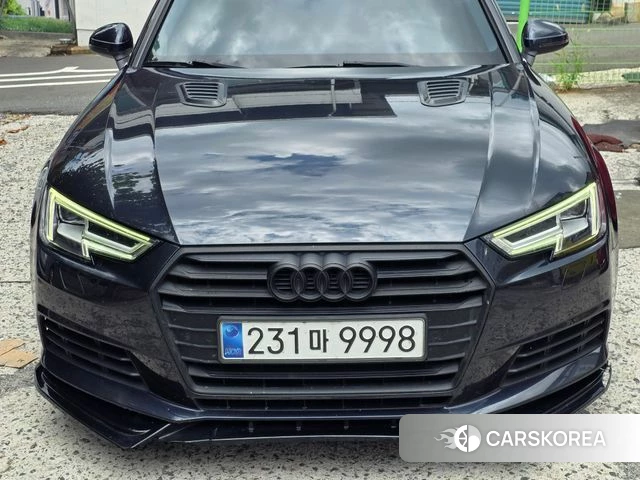 Audi A4 (B9) 2018 Черный из Кореи