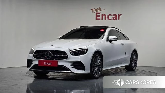 Mercedes-Benz E-Class W213 2022 Белый из Кореи