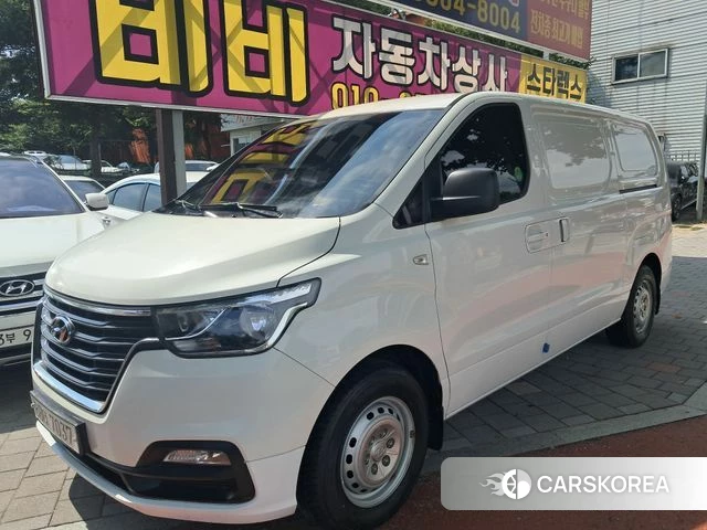 Hyundai The New Grand Starex 2019 Белый из Кореи