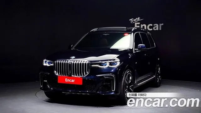 BMW X7 (G07) 2021 Черный из Кореи
