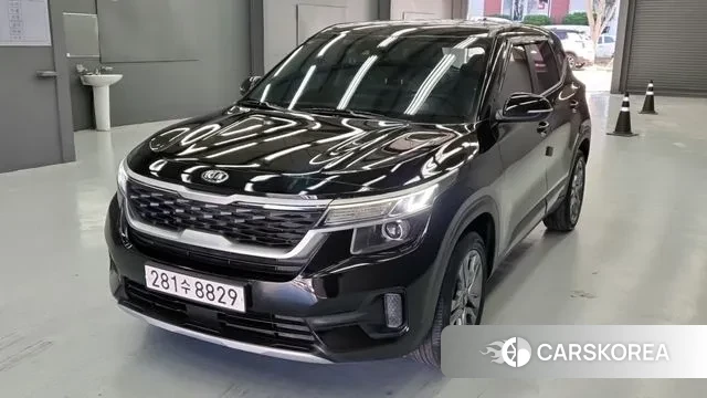 Kia Seltos 2020 Черный из Кореи