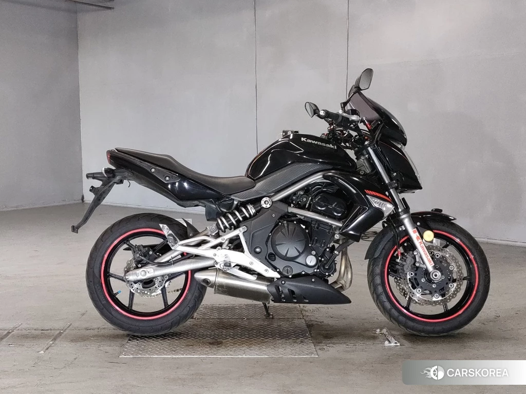 Проданный Kawasaki ER-4N 2012 из Японии