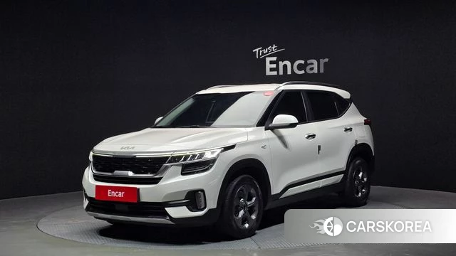 Kia Seltos 2022 Белый из Кореи