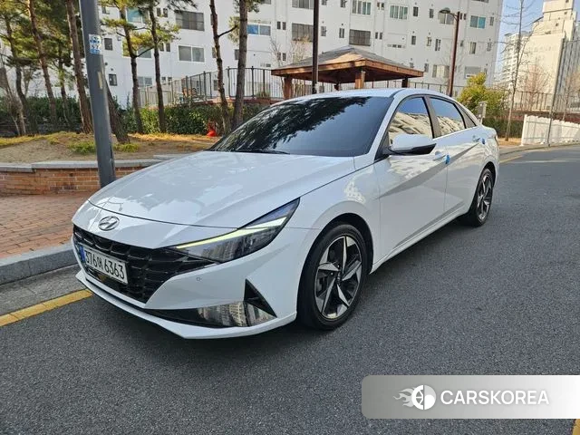 Hyundai Avante (CN7) 2022 Белый из Кореи