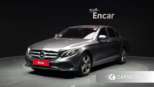 Mercedes-Benz E-Class W213 2018 Серый из Кореи